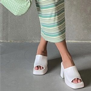 Elegant White Women's Slide Sandals